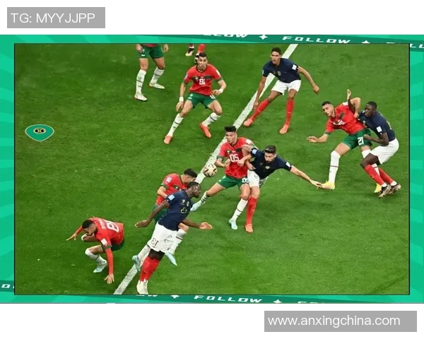 摩洛哥队足球球星在国际赛场上的崛起与团队精神展现