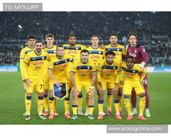 最小足球明星的崛起之路:从草根到国际赛场的成长与挑战 最小足球明星的崛起之路:从草根到国际赛场的成长与挑战