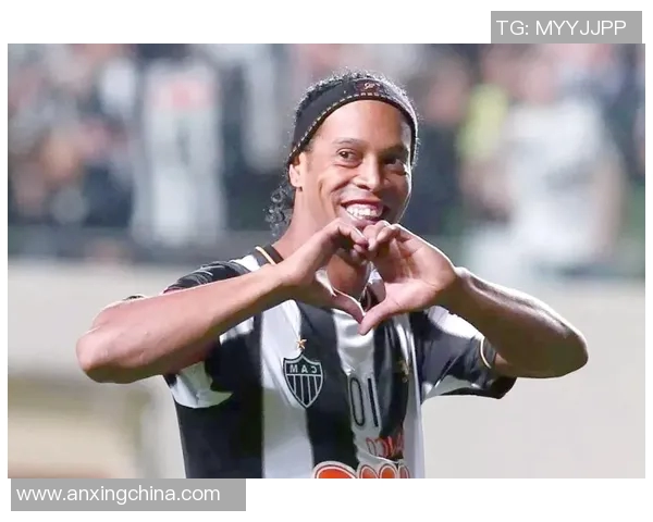 足球传奇壁画背景墙展示小罗风采让激情永恒绽放 足球传奇壁画背景墙展示小罗风采让激情永恒绽放